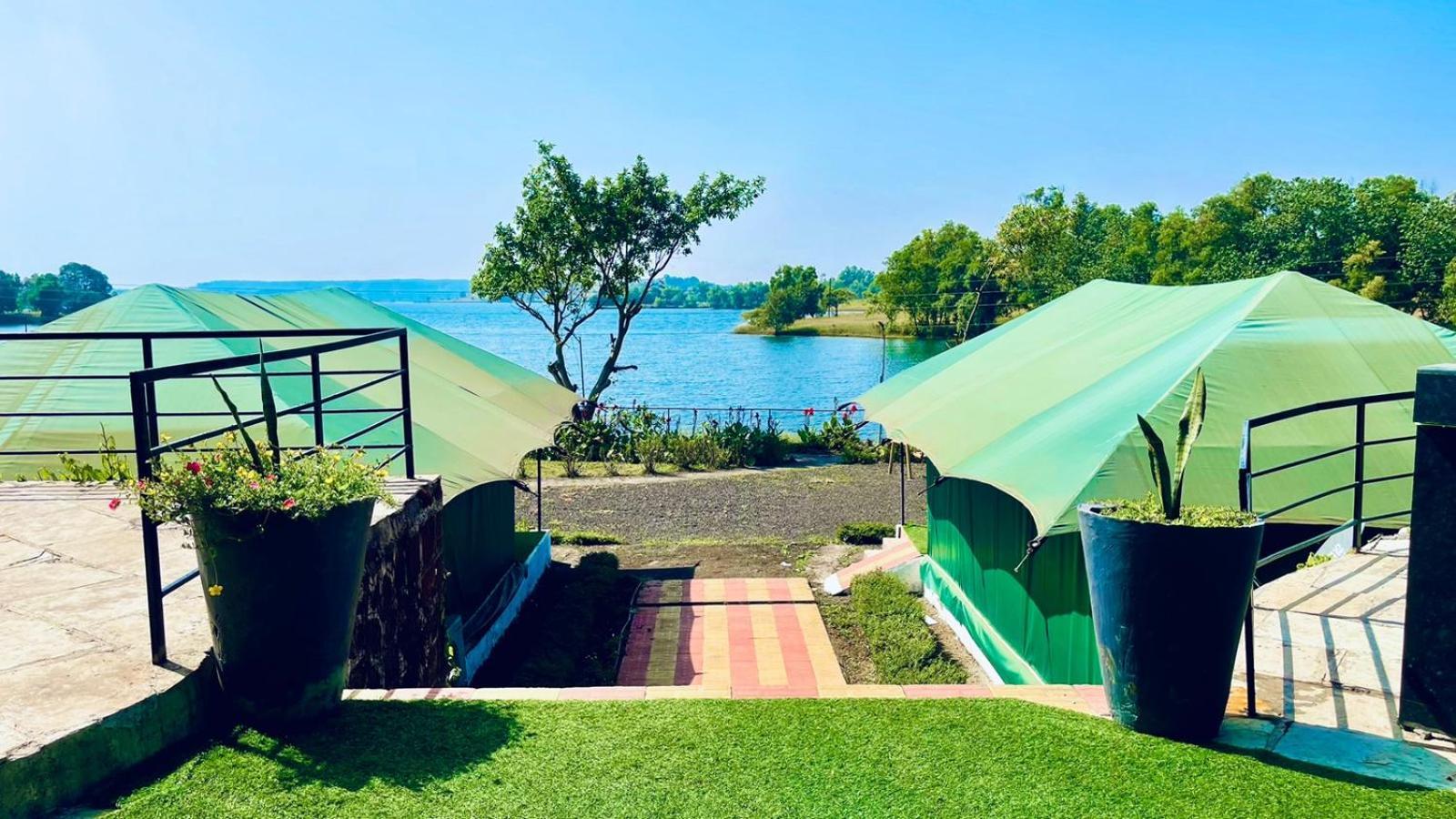 Amigos Lake Resort-Igatpuri, Maharashtra ภายนอก รูปภาพ